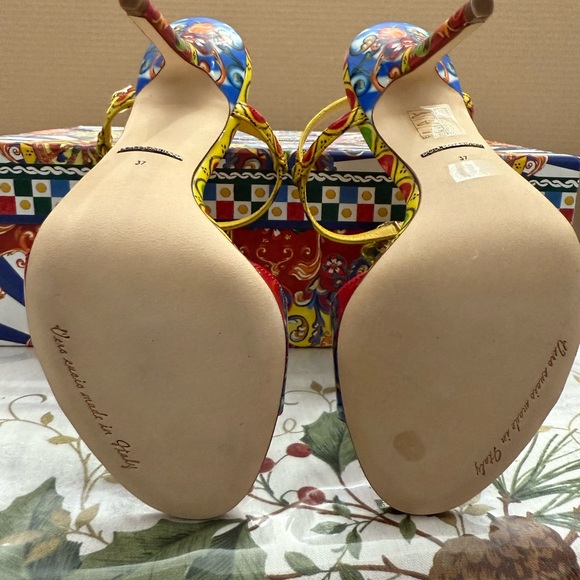 NEVER WORN Dolce & Gabbana Jeweled T-Strap Sandal Heels - Picture 5 of 11